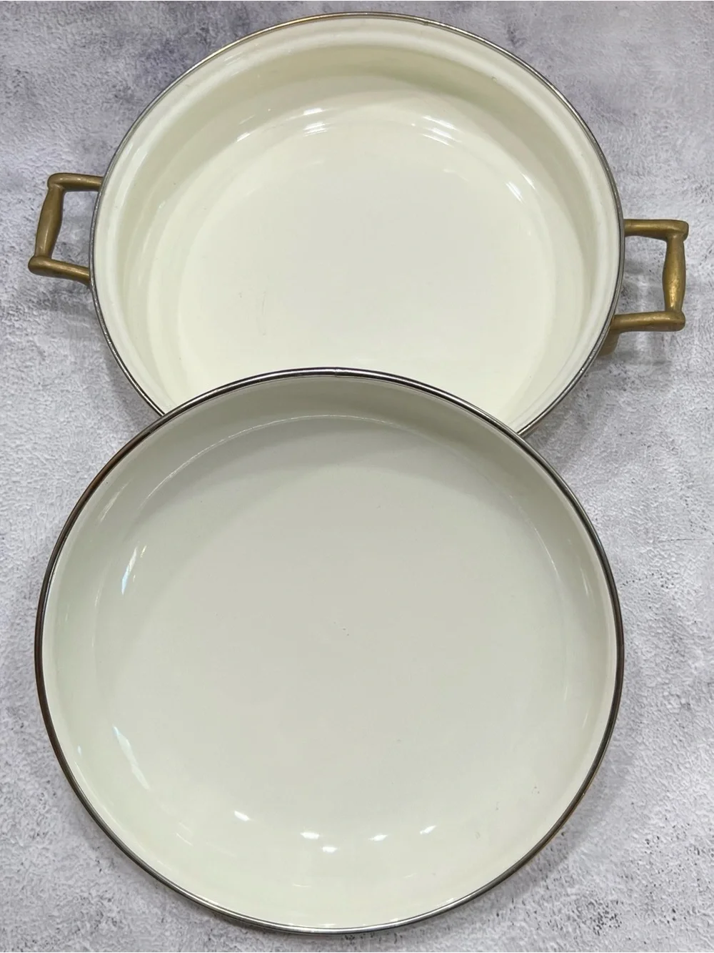 Vintage Cornucopia Enamelware Dutch Oven Colorful Fruit Motif Brass Handles